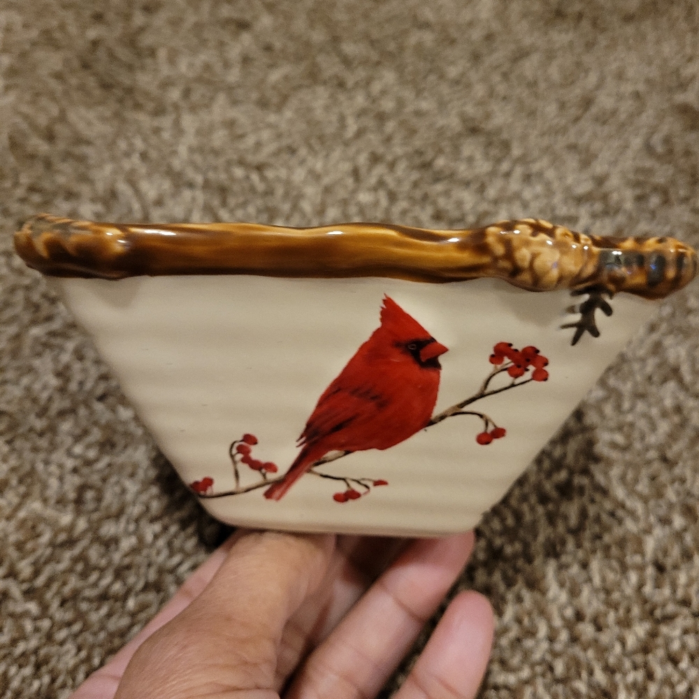 St. Nicolas Square small bowl bird painting